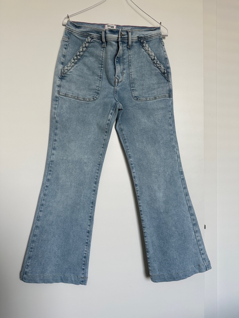Kensie Jeans The Savannah High Rise Flare Jeans Size 8 NWOT